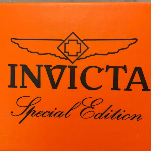 Invitation Special Edition watch and watch bands
